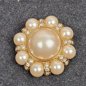 Liz Claiborne Faux Pearl Rhinestone Gold Tone Pin Brooch 1.75" Vintage